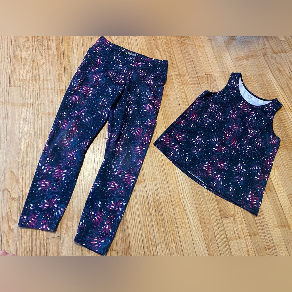 AVIA Girls purple workout set. Purple, size 10/12